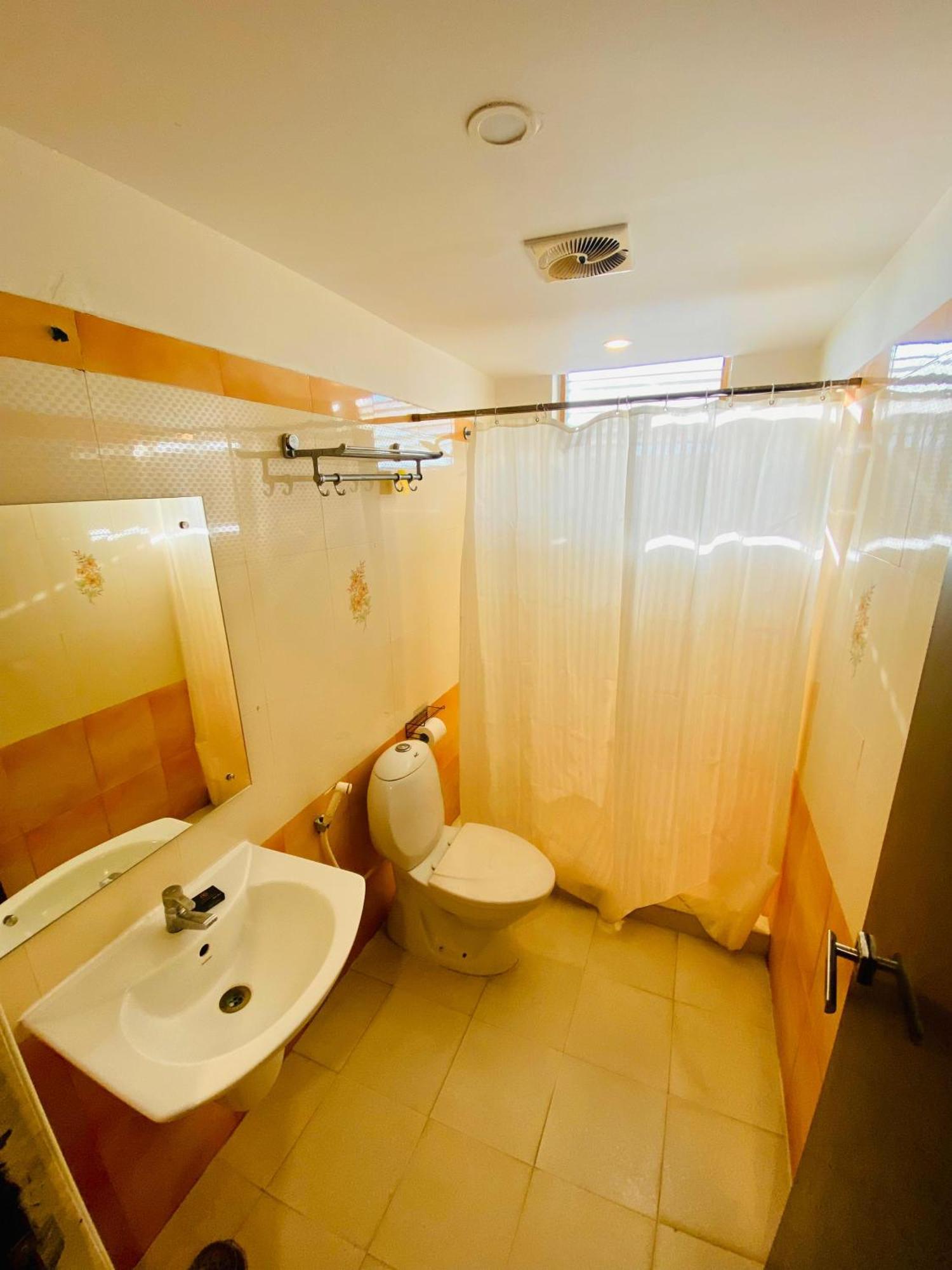 Shloka Residency Otel Shamshabad Dış mekan fotoğraf