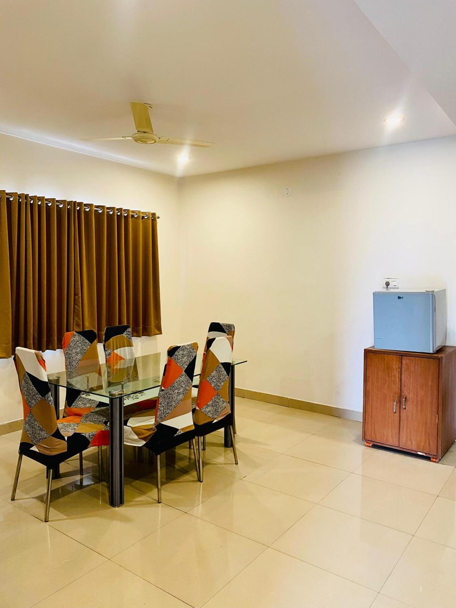 Shloka Residency Otel Shamshabad Dış mekan fotoğraf